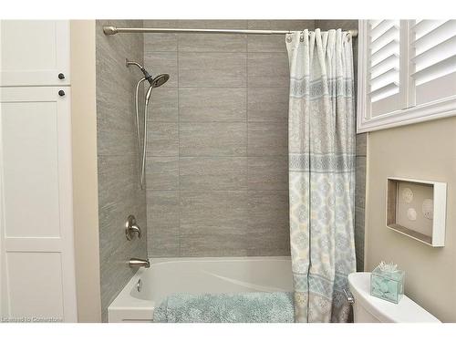 24-80 New Lakeshore Road, Port Dover, ON - Indoor Photo Showing Bathroom