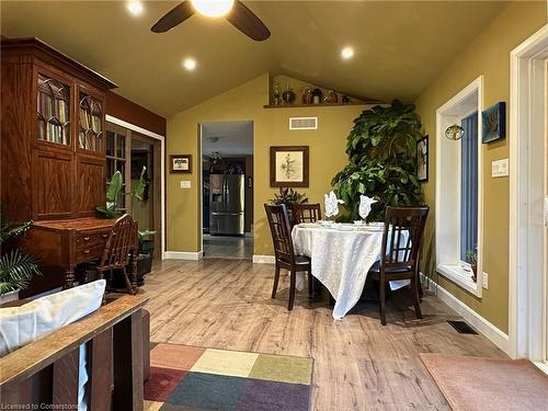 69 Prospect Street, Port Dover, ON - Indoor Photo Showing Dining Room