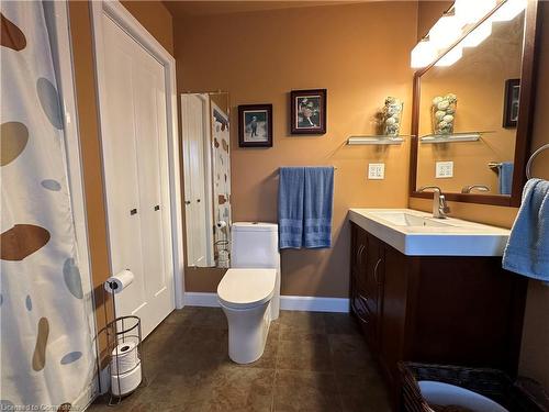 69 Prospect Street, Port Dover, ON - Indoor Photo Showing Bathroom