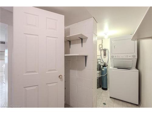 604-11 Mill Pond Court, Simcoe, ON - Indoor Photo Showing Laundry Room