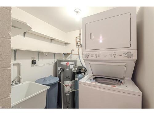 604-11 Mill Pond Court, Simcoe, ON - Indoor Photo Showing Laundry Room