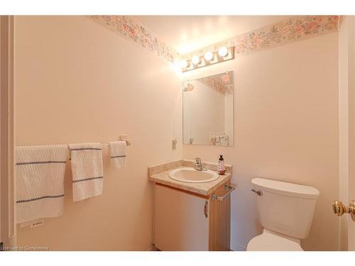 604-11 Mill Pond Court, Simcoe, ON - Indoor Photo Showing Bathroom