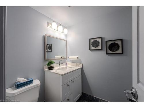 604-11 Mill Pond Court, Simcoe, ON - Indoor Photo Showing Bathroom