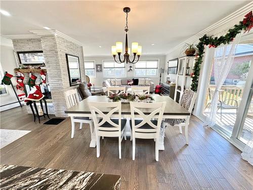 1 Maple Lane, Tillsonburg, ON - Indoor Photo Showing Dining Room