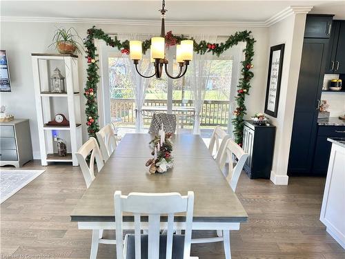 1 Maple Lane, Tillsonburg, ON - Indoor Photo Showing Dining Room