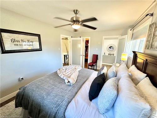 1 Maple Lane, Tillsonburg, ON - Indoor Photo Showing Bedroom