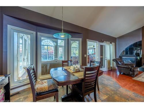 32 Blossom Avenue, Simcoe, ON - Indoor Photo Showing Dining Room