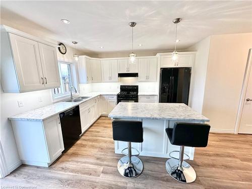 133 Brown Street, Port Dover, ON - Indoor Photo Showing Kitchen With Double Sink With Upgraded Kitchen