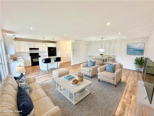 133 Brown Street, Port Dover, ON - Indoor Photo Showing Living Room