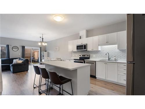 10 Meadowhawk Lane, Simcoe, ON - Indoor Photo Showing Kitchen With Stainless Steel Kitchen With Upgraded Kitchen