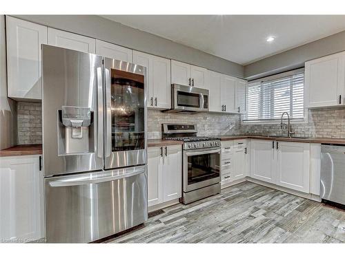 5 Avon Court Court, Port Dover, ON - Indoor Photo Showing Kitchen With Upgraded Kitchen