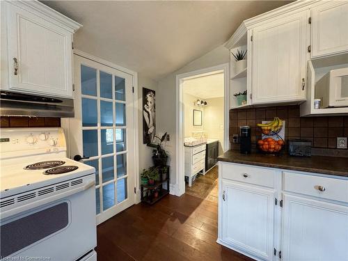 174 Wellington Street, Waterford, ON - Indoor Photo Showing Kitchen