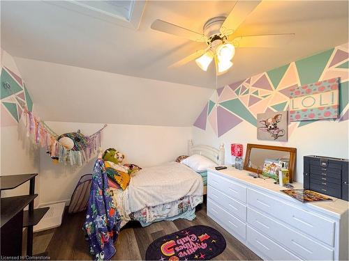 174 Wellington Street, Waterford, ON - Indoor Photo Showing Bedroom