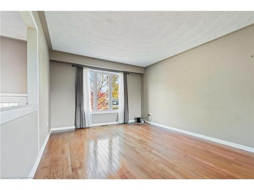 118 Oak Street, Simcoe, ON - Indoor Photo Showing Other Room