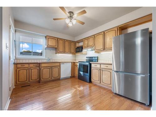 118 Oak Street, Simcoe, ON - Indoor Photo Showing Kitchen