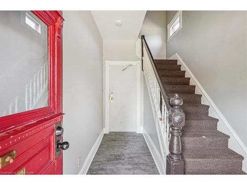 33 Rose Avenue, Brantford, ON - Indoor Photo Showing Other Room