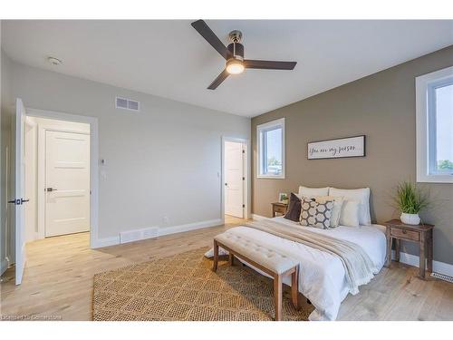 94 Duchess Drive, Delhi, ON - Indoor Photo Showing Bedroom