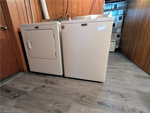 95 Talbot Road, Delhi, ON - Indoor Photo Showing Laundry Room