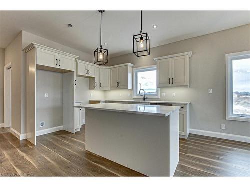 389 Argyle Avenue, Delhi, ON - Indoor Photo Showing Kitchen