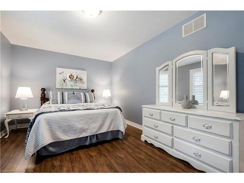 11 Sea Breeze Drive, Port Dover, ON - Indoor Photo Showing Bedroom