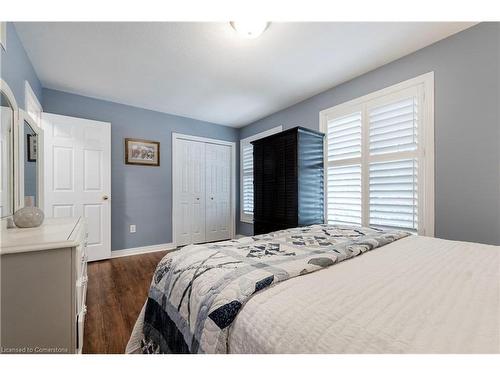 11 Sea Breeze Drive, Port Dover, ON - Indoor Photo Showing Bedroom