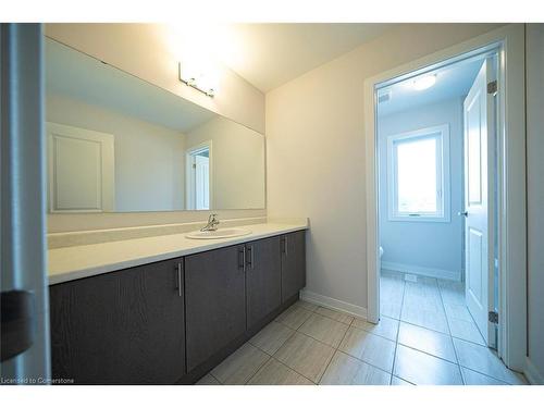 6 Tulip Crescent, Simcoe, ON - Indoor Photo Showing Bathroom