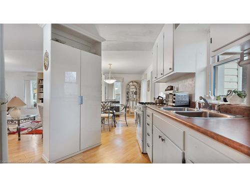 60 Woodhouse Street, Simcoe, ON - Indoor Photo Showing Kitchen With Double Sink