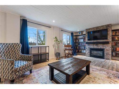 65 Front Street S, York, ON - Indoor Photo Showing Living Room With Fireplace