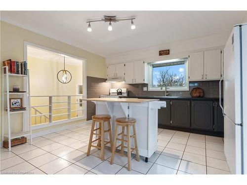 65 Front Street S, York, ON - Indoor Photo Showing Kitchen