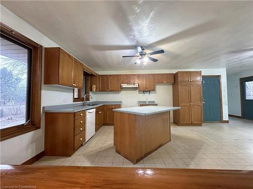 923 Mcdowell Road E, Simcoe, ON - Indoor Photo Showing Kitchen