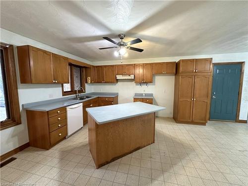 923 Mcdowell Road E, Simcoe, ON - Indoor Photo Showing Kitchen