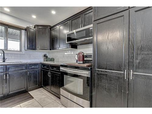 43 Redbud Crescent, Simcoe, ON - Indoor Photo Showing Kitchen