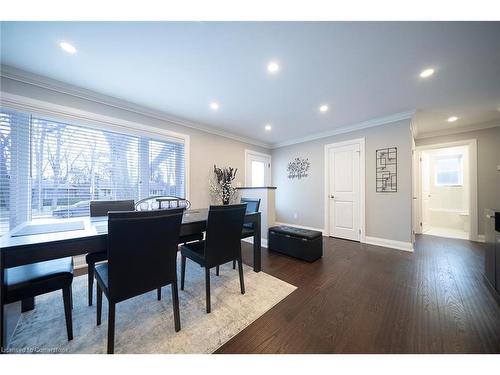 150 Upper Paradise Road, Hamilton, ON - Indoor Photo Showing Dining Room