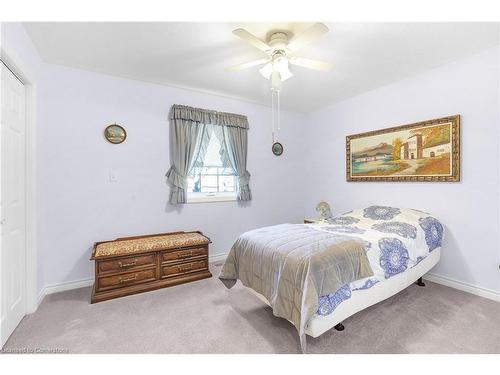 34 Bobolink Drive, Tillsonburg, ON - Indoor Photo Showing Bedroom