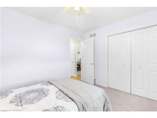 34 Bobolink Drive, Tillsonburg, ON - Indoor Photo Showing Bedroom