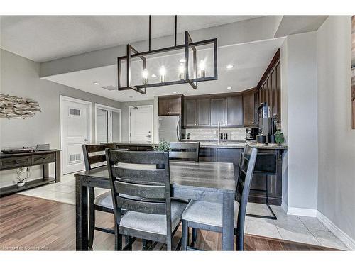 207-396 Plains Road E, Burlington, ON - Indoor Photo Showing Dining Room