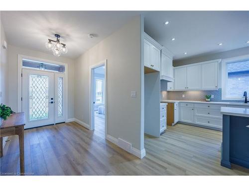 51 Mcintosh Drive, Delhi, ON - Indoor Photo Showing Kitchen