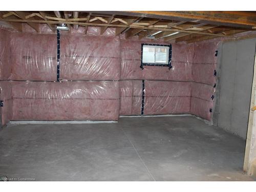 27-110 Fergus Avenue, Kitchener, ON - Indoor Photo Showing Basement