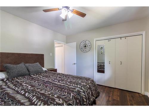 158 Harris Street, Delhi, ON - Indoor Photo Showing Bedroom