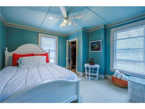 207 Market Street E, Port Dover, ON - Indoor Photo Showing Bedroom