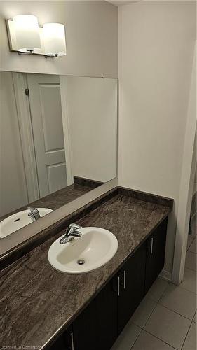 23 Tulip Crescent, Simcoe, ON - Indoor Photo Showing Bathroom