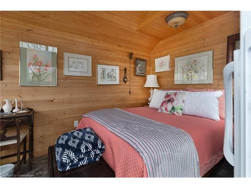 2023 Maple Boulevard, Port Dover, ON - Indoor Photo Showing Bedroom