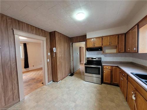 171 Talbot Street N, Simcoe, ON - Indoor Photo Showing Kitchen