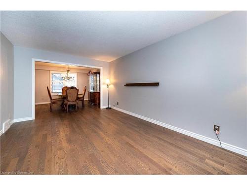 15 Birchlawn Avenue, Cambridge, ON - Indoor Photo Showing Other Room