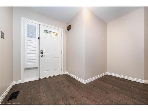 15 Birchlawn Avenue, Cambridge, ON - Indoor Photo Showing Other Room