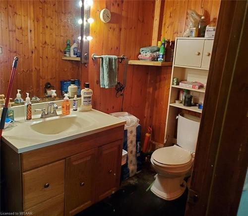 1079 Fairground Road, Cultus, ON - Indoor Photo Showing Bathroom