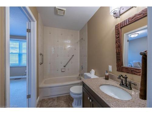 69 Edwin Crescent, Tillsonburg, ON - Indoor Photo Showing Bathroom