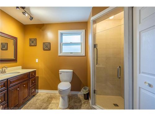 69 Edwin Crescent, Tillsonburg, ON - Indoor Photo Showing Bathroom