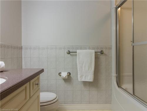 94 Parkwood Drive, Tillsonburg, ON - Indoor Photo Showing Bathroom