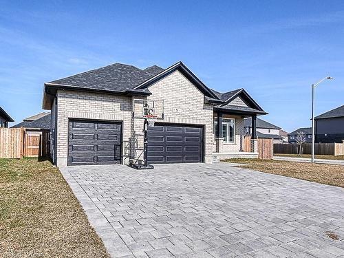 51 Thames Springs Crescent, Thamesford, ON - Outdoor